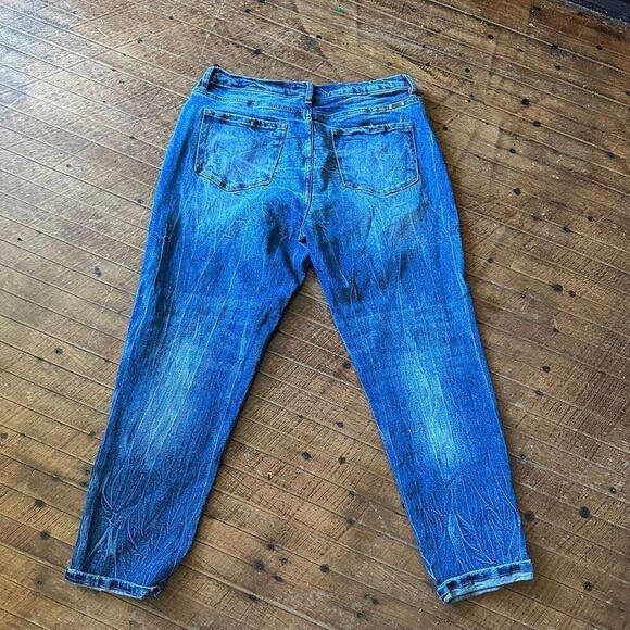 Kancan distressed acid wash11/29 normcore slimming jeans - Picture 3 of 3